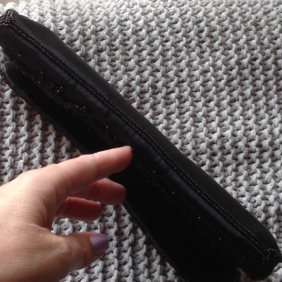 ❣️Vintage❣️La Regale Black Satin evening bag - Picture 3 of 8